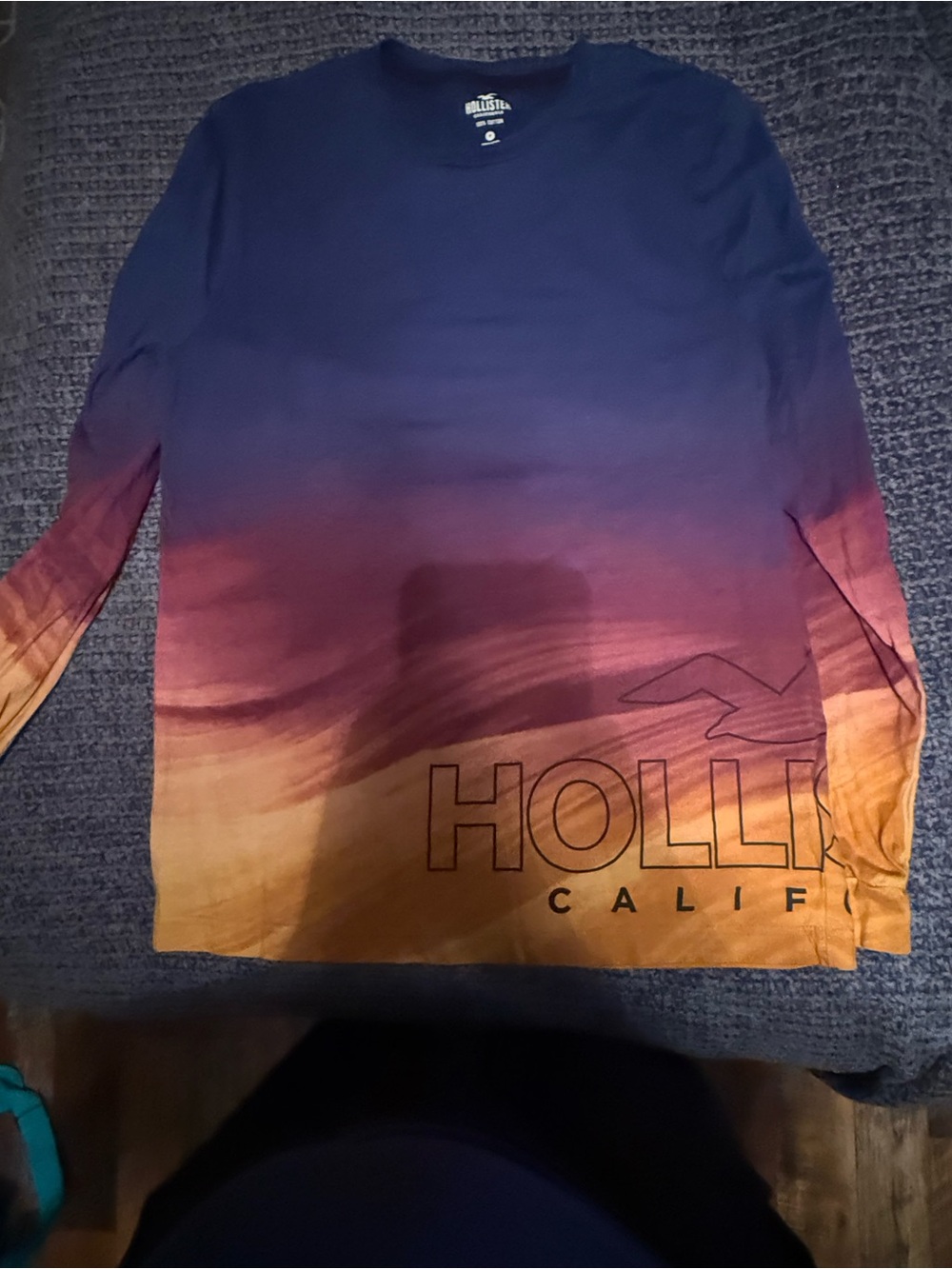 Hollister Men's Solid Royal Blue Crewneck Tee